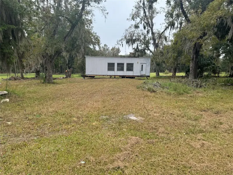 108 E Market Rd, FL