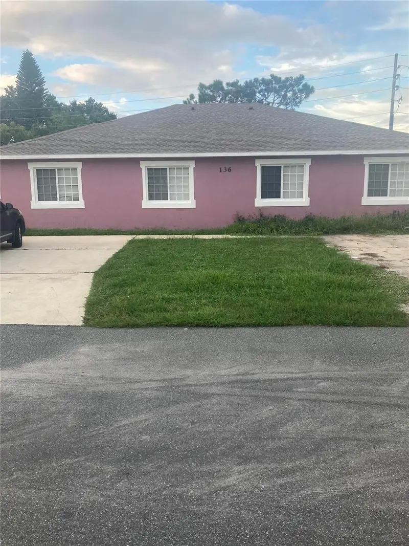 136 Knotts Ln, FL