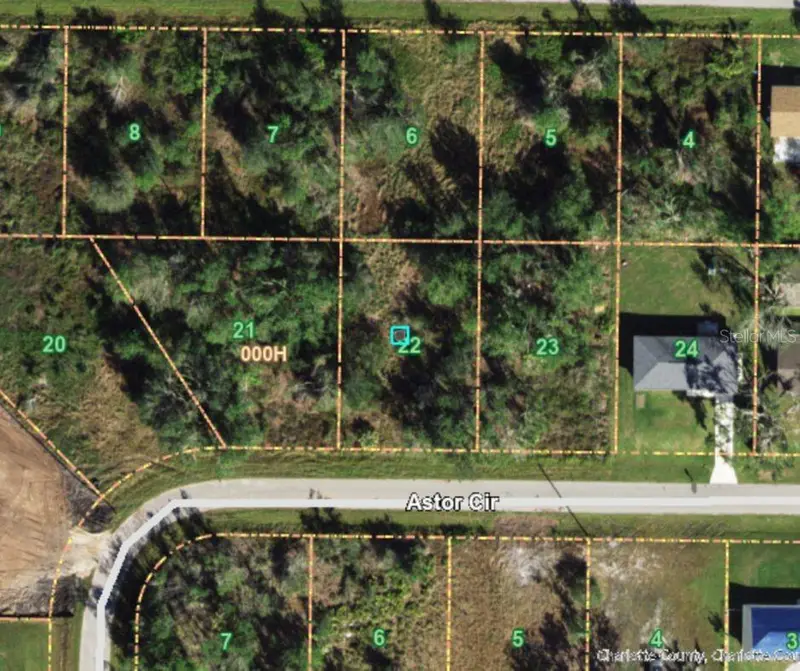 207 Astor Cir, FL