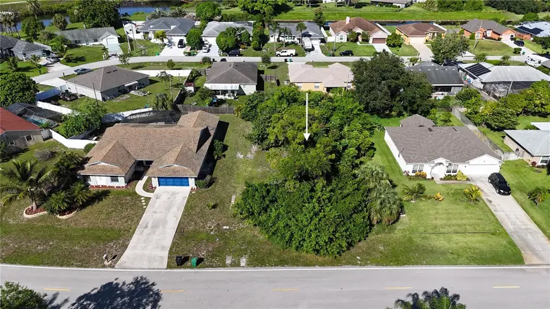 2668 Sw Cameo Blvd, FL