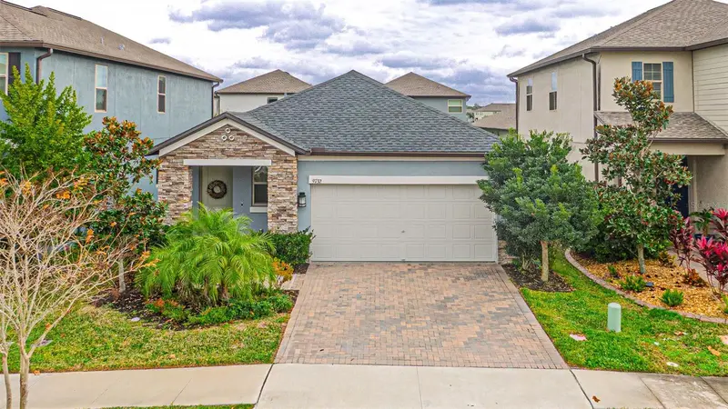 9732 Coneflower Ct, FL