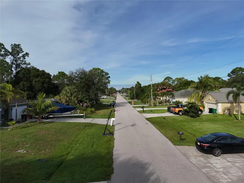 1080 Sw Ingrassina Ave, FL