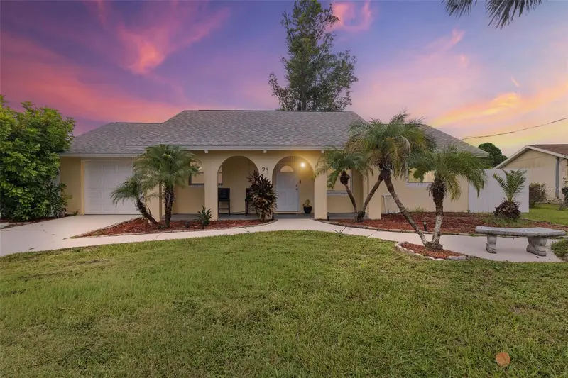 90 Venice East Blvd, FL