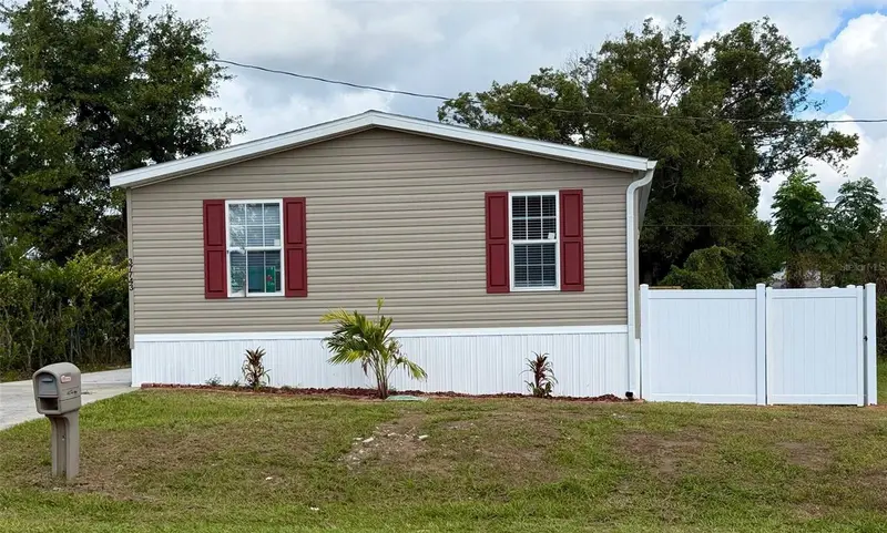 37743 Geiger Rd, FL