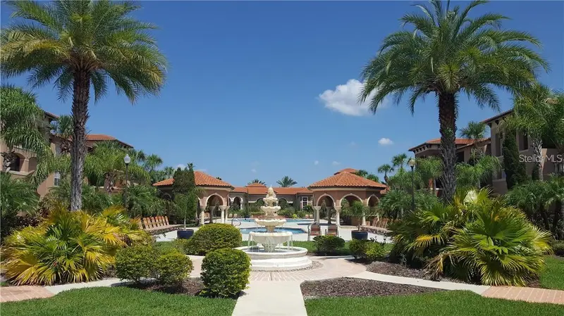 5566 Metrowest Blvd #303, FL
