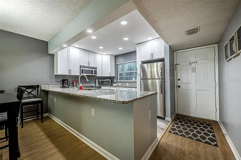 10215 Regal Dr #14, FL