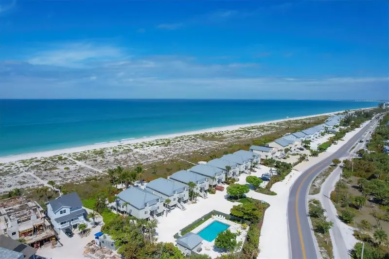 480 Gulf Blvd #6, FL