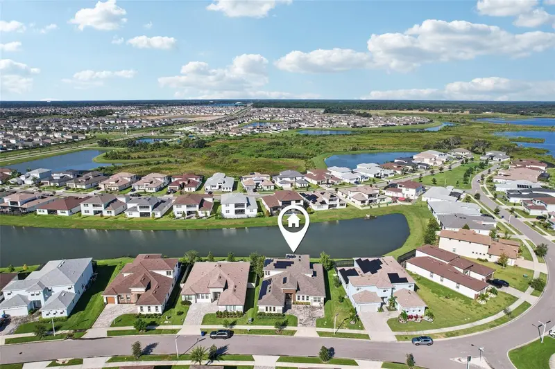 8743 Sanders Tree Loop, FL