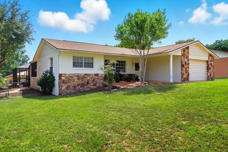 305 Edison, FL