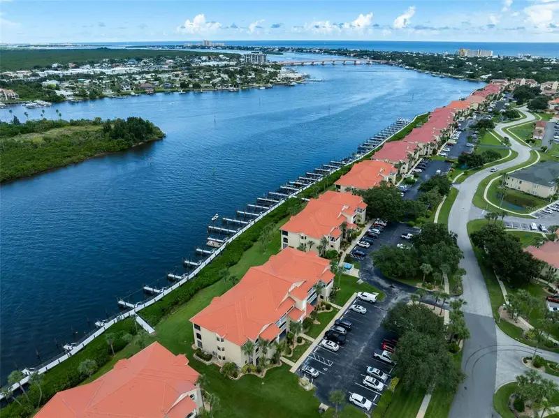 462 Bouchelle Dr #104, FL