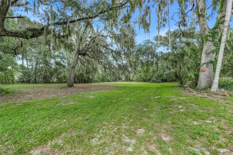 Selman Rd, FL
