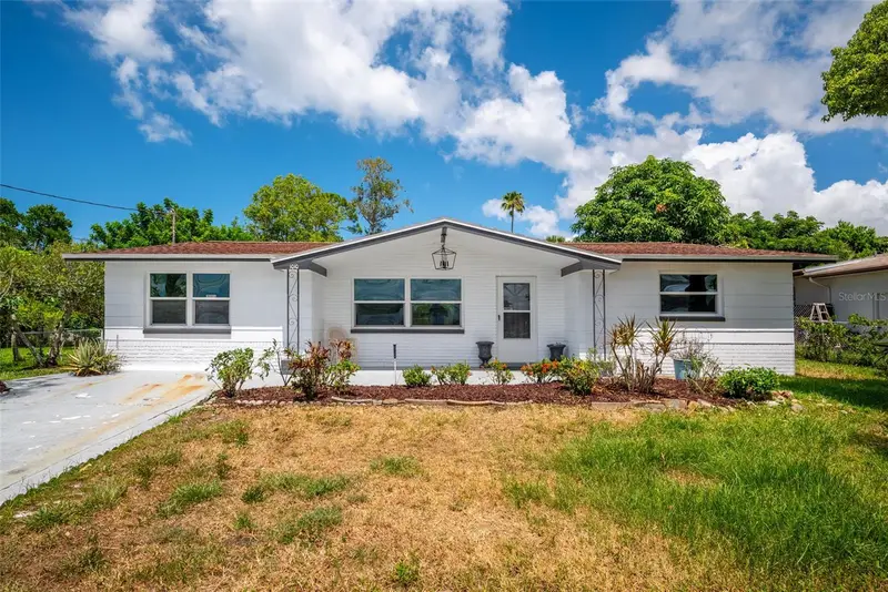 Sunset Hills, Tarpon Springs listing