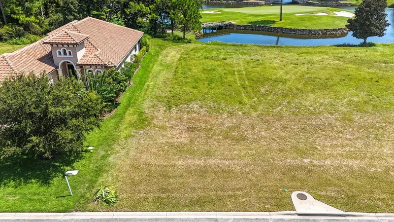 323 Hibiscus Way, FL