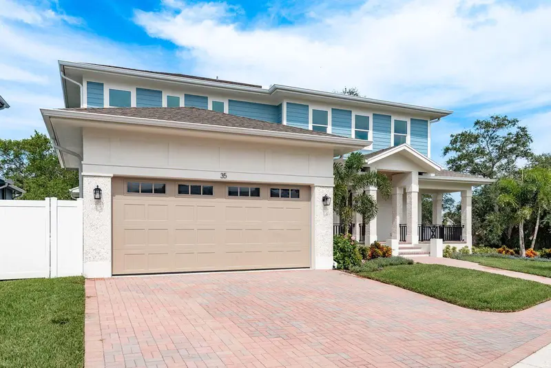 35 Acacia St, FL