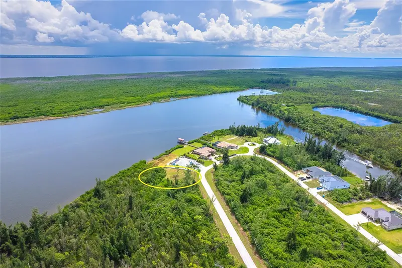 16468 Liggett Cir, FL