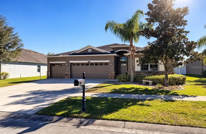 5828 Puzo Pl, FL