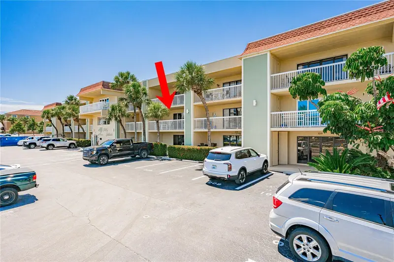 50 Gulf Blvd #207, FL