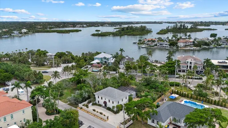 854 Norsota Way, FL
