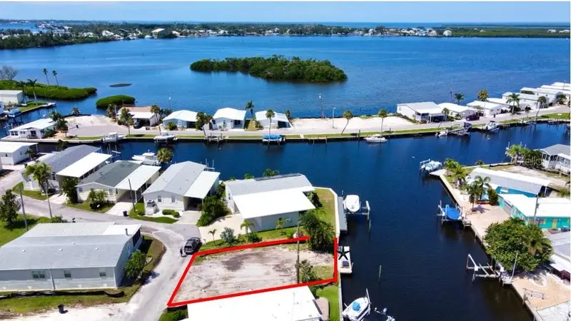 280 Nassau Dr, FL
