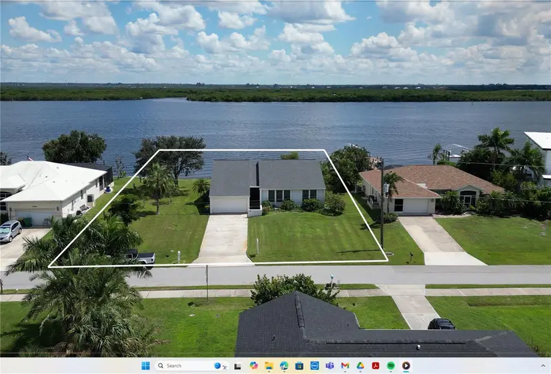 3000 Peace River Dr, FL