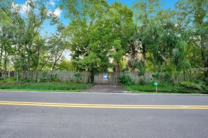 805 Baron Rd, FL