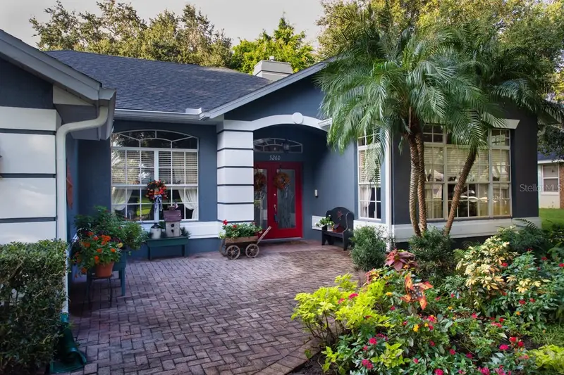 5260 Hammock Cir, FL