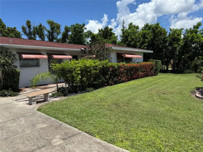 239 Hammock Ter, FL