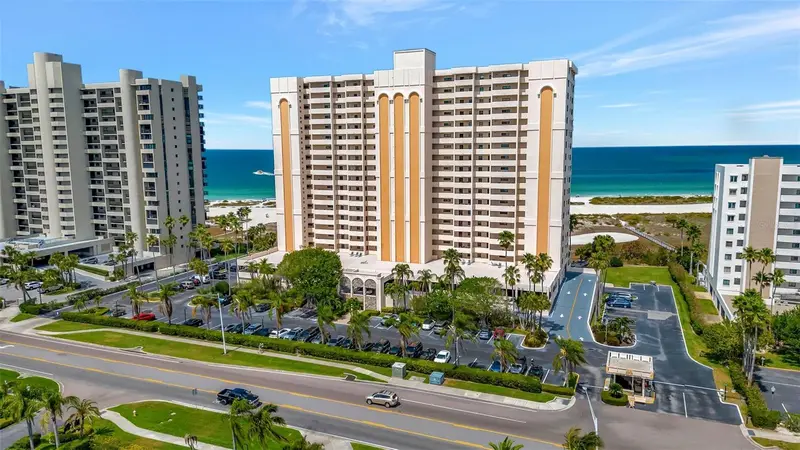 1270 Gulf Blvd #406, FL