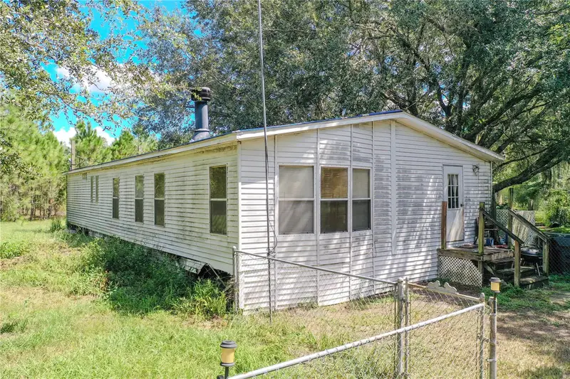 747 Miranda Trl, FL