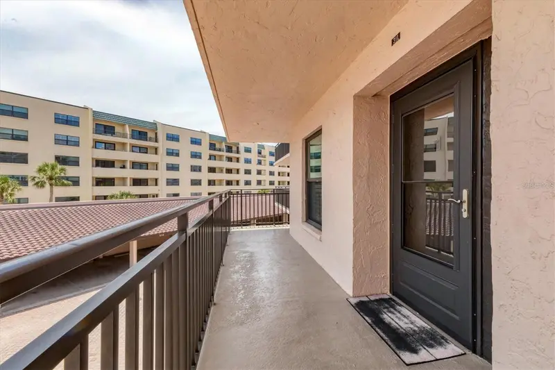 6480 Midnight Pass Rd #311, FL