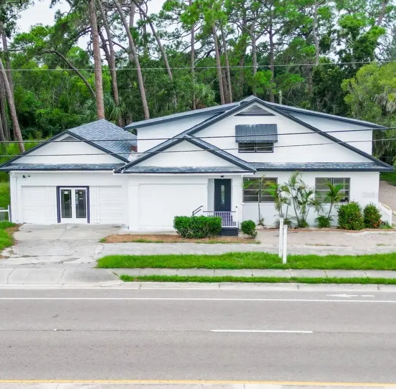 301 N Us Highway 41, FL