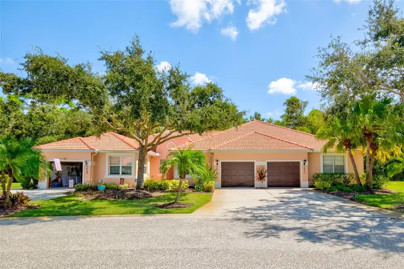 5630 Cortina Ln, FL