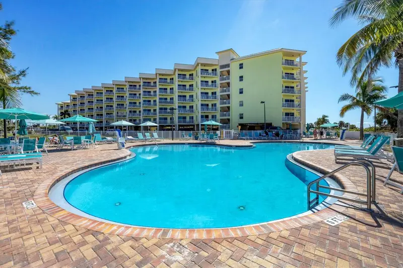 12000 Gulf Blvd #207s, FL