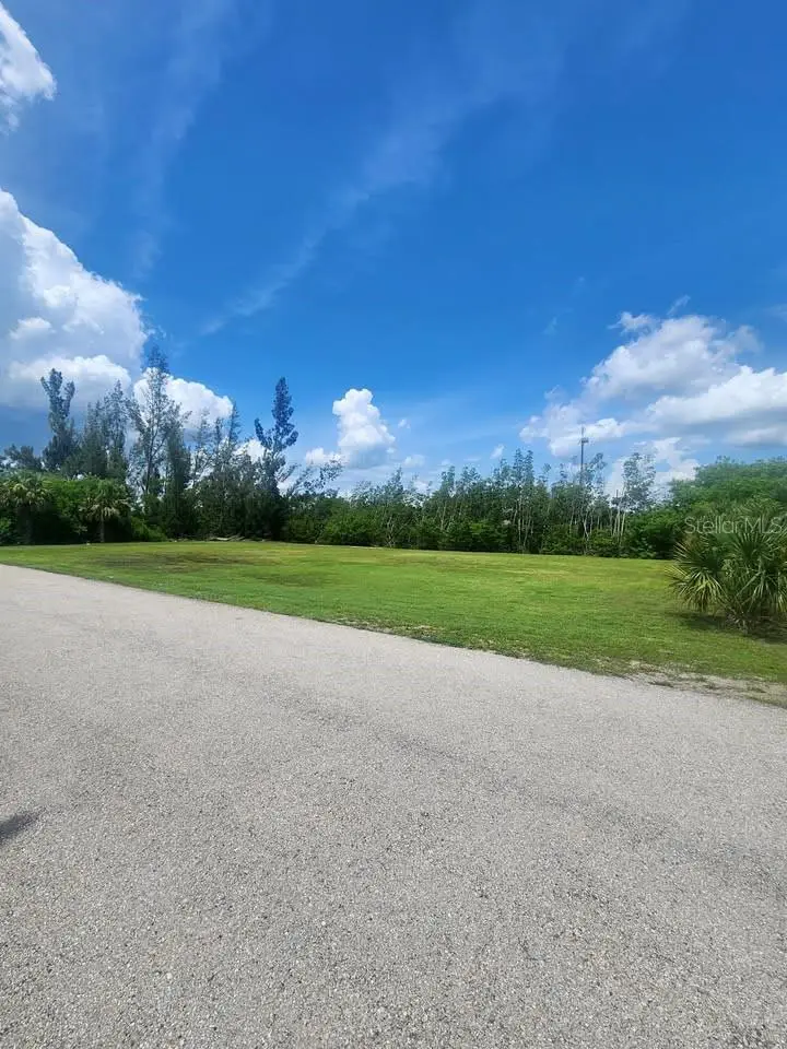 6146 Landings Way, FL
