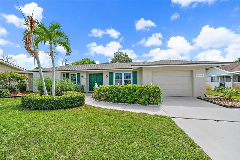 7403 14th Ave W, FL