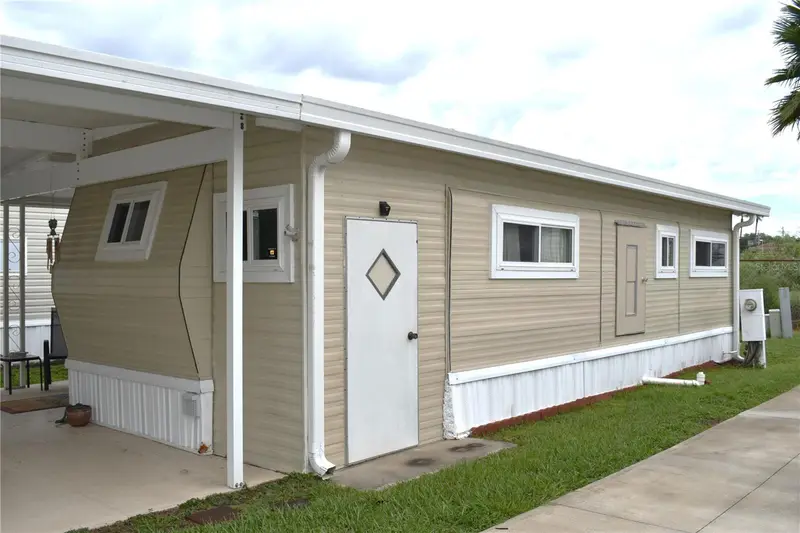 9000 Us Hwy 192 #52, FL