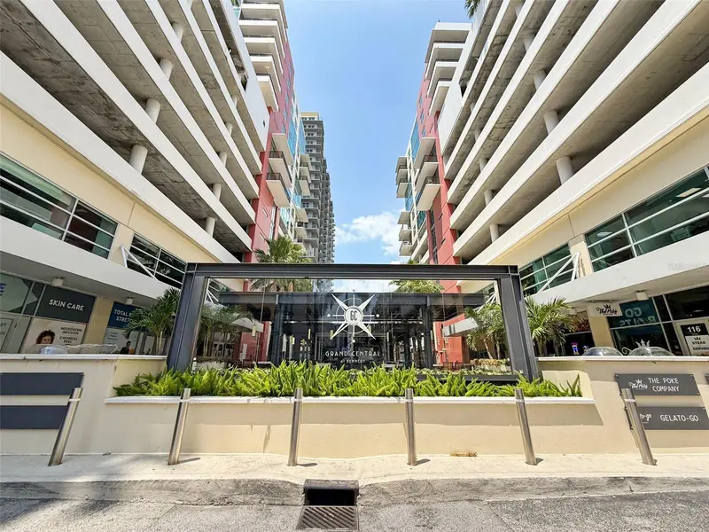 1208 E Kennedy Blvd #831, FL