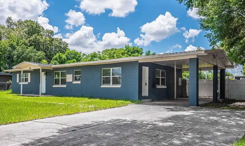 2414 Avenue A Ter Nw, FL