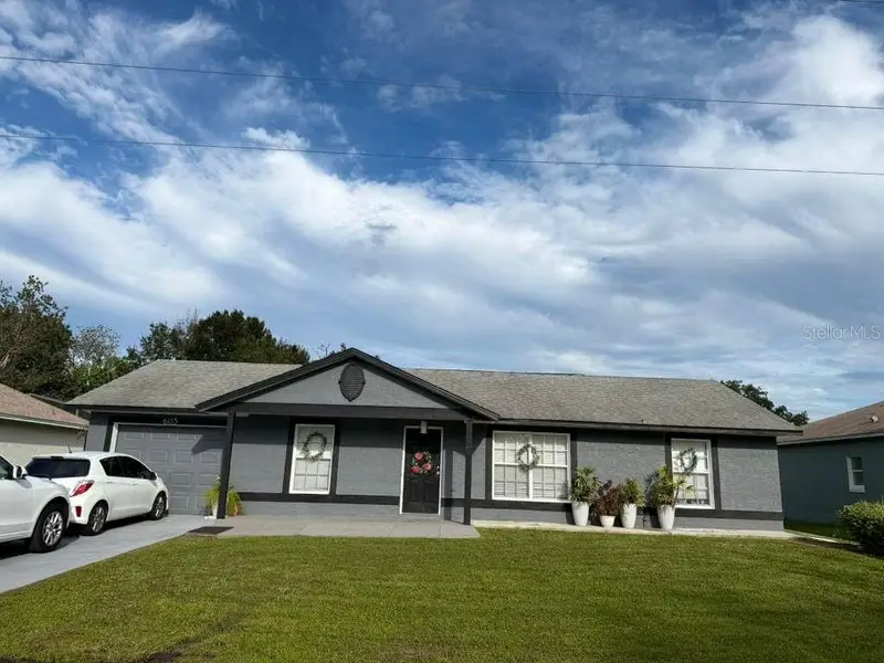 605 Tamarin Ln, FL
