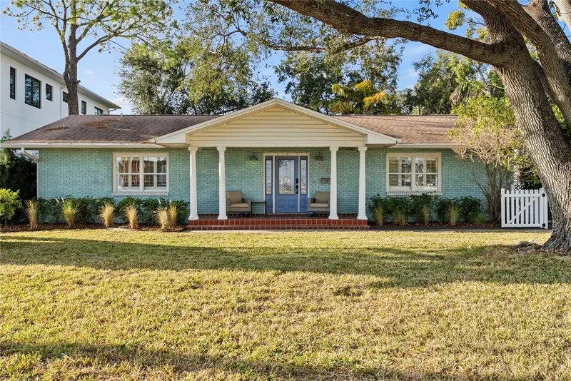 710 S Davis Blvd, FL
