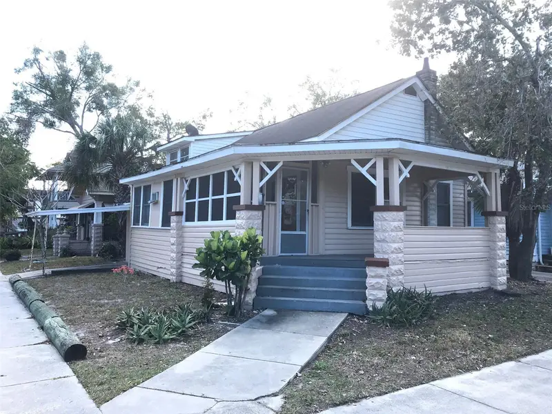 540 14th St N, FL