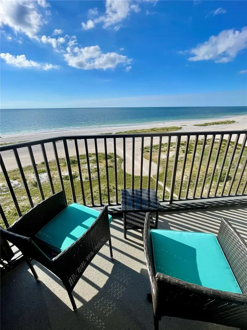 1290 Gulf Blvd #1003, FL
