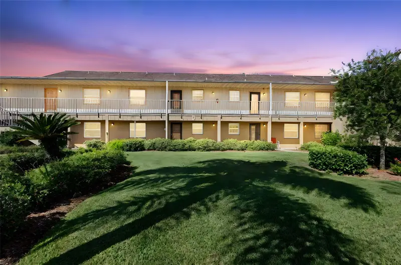 1640 Juno Trl #202d, FL
