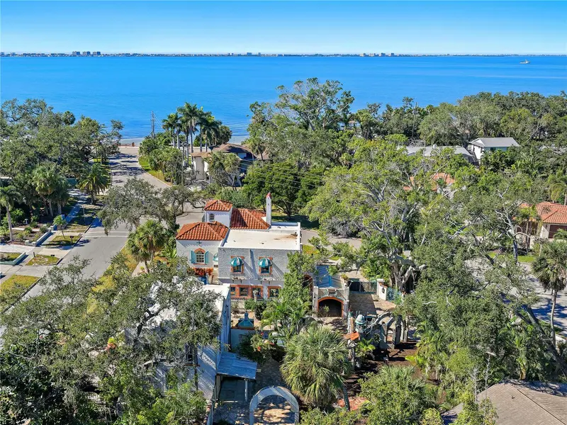 2830 Bay Shore Cir, FL