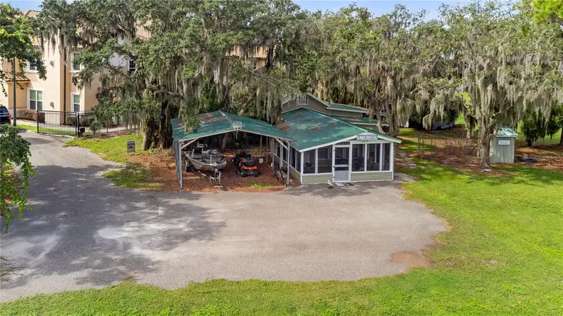 5020 Ronald Reagan Pkwy, FL