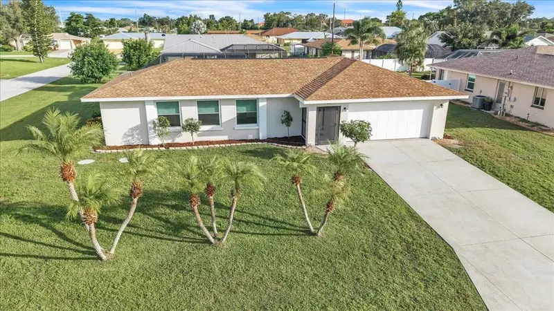 907 Sidney Ter Nw, FL
