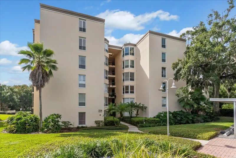 204 Quayside Cir #304, FL