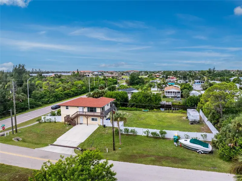 3129 Banyan Way, FL