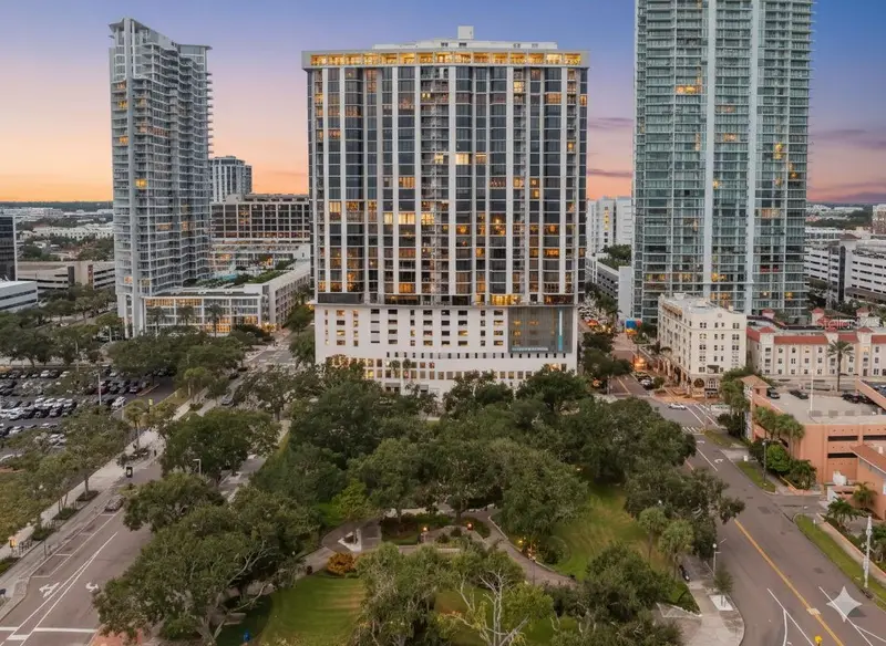 1 Beach Dr Se #2206, FL