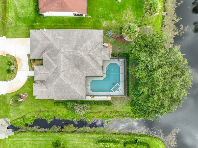 16 Bayside Dr, FL